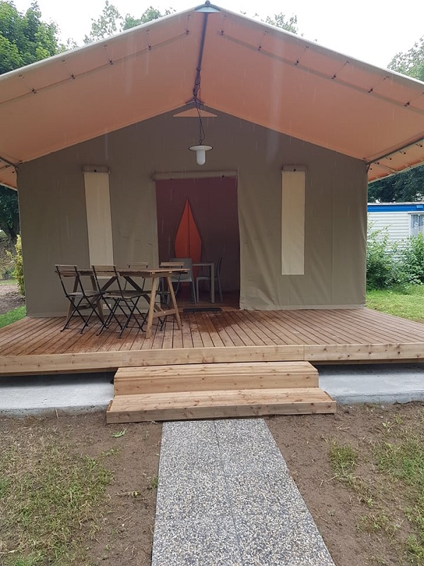Modern Lodge