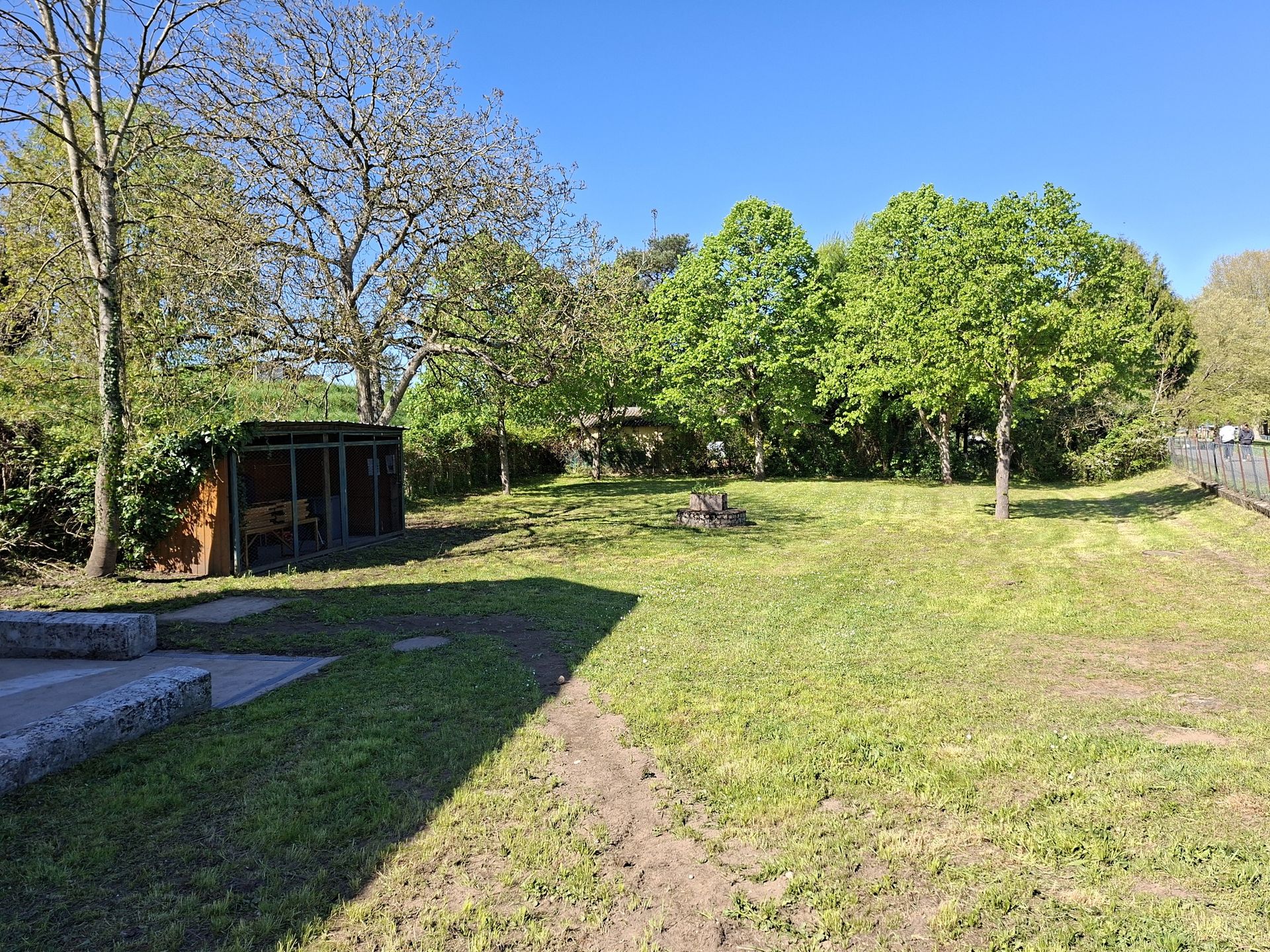 Gîte — jardin