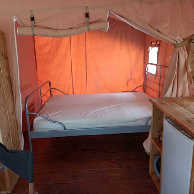 camping l'isle aux moulins tente safari chambre adultes